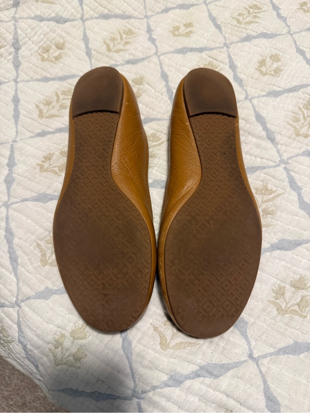 Tory Burch Reva Flats - Picture 3 of 6